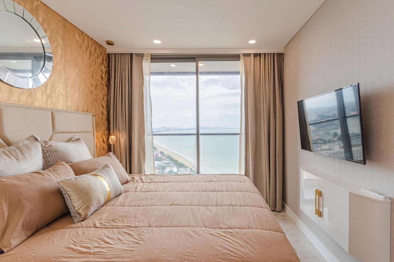Luxury Sea View Room Beach Front Luxury Jomtien Beach Exterior photo