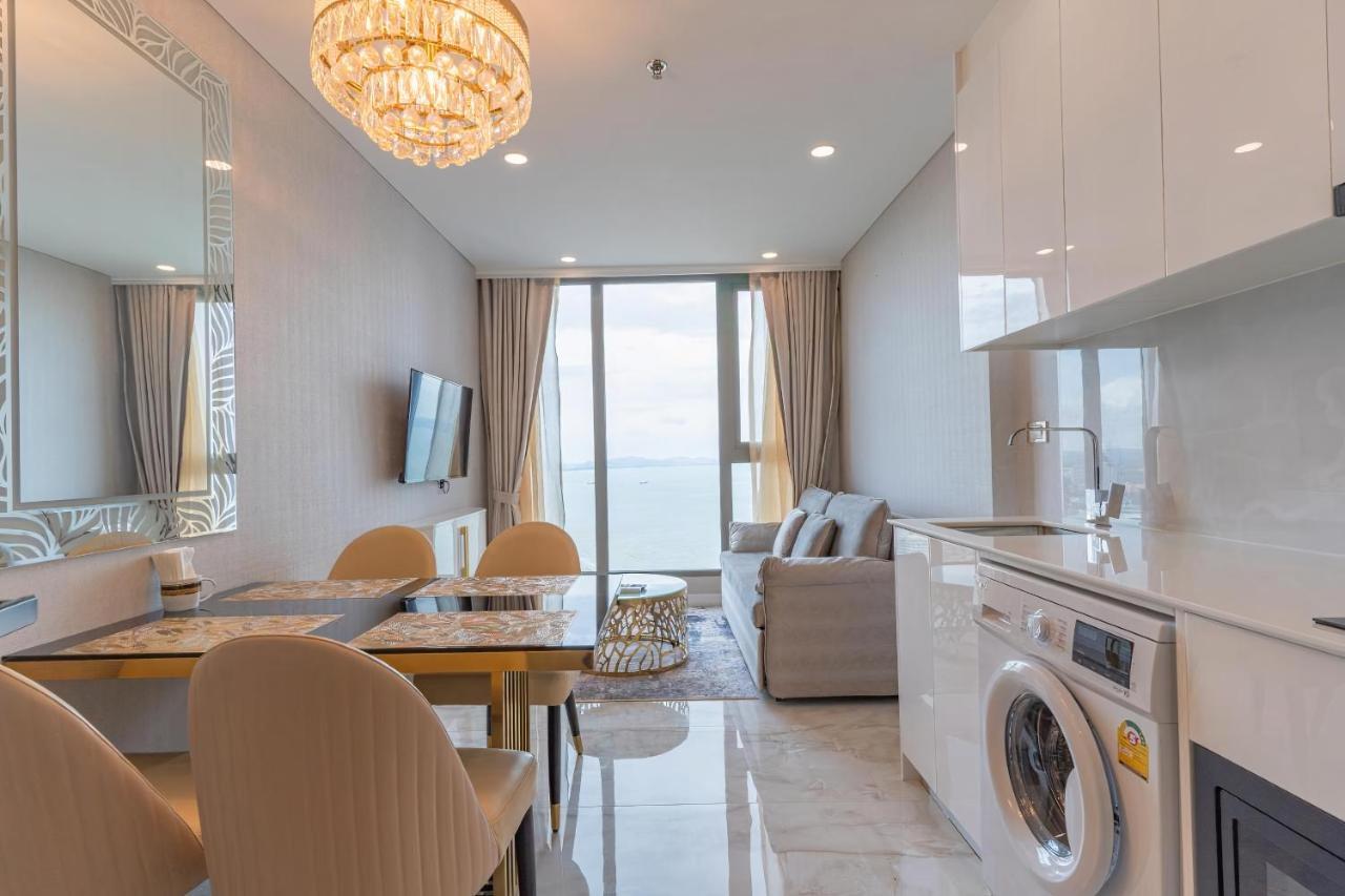 Luxury Sea View Room Beach Front Luxury Jomtien Beach Exterior photo