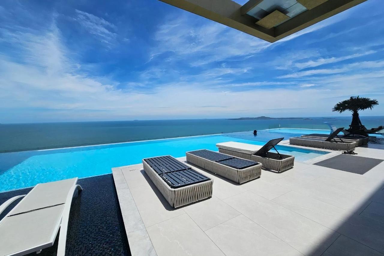 Luxury Sea View Room Beach Front Luxury Jomtien Beach Exterior photo