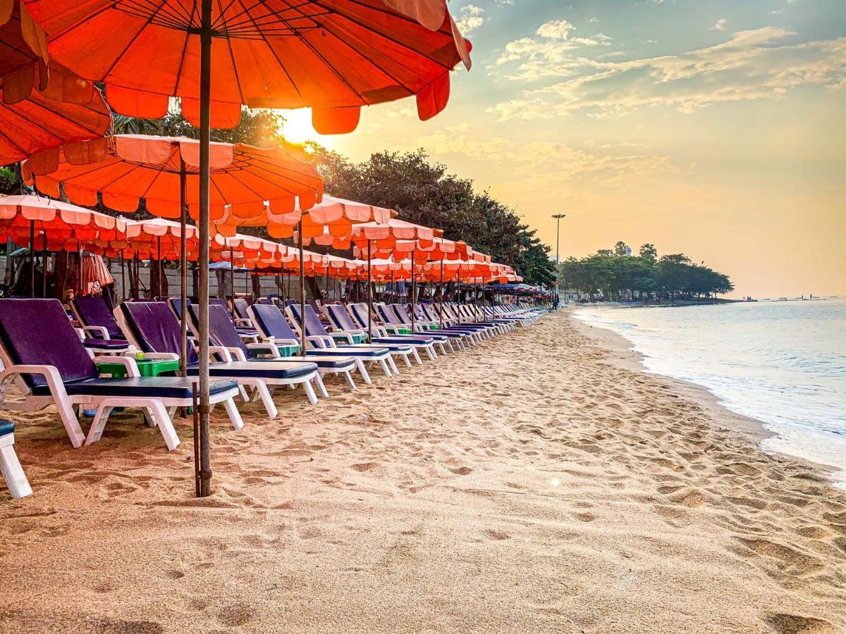 Luxury Sea View Room Beach Front Luxury Jomtien Beach Exterior photo